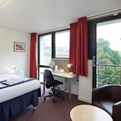 Double en-suite bedroom at Prince's Gardens - Celesta Venues - Imperial College London