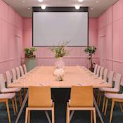 Creative Room 2 - art'otel London Battersea powered by Radisson Hotel Group