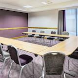 Suite 102 U Shape