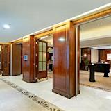 The Waldorf Hilton